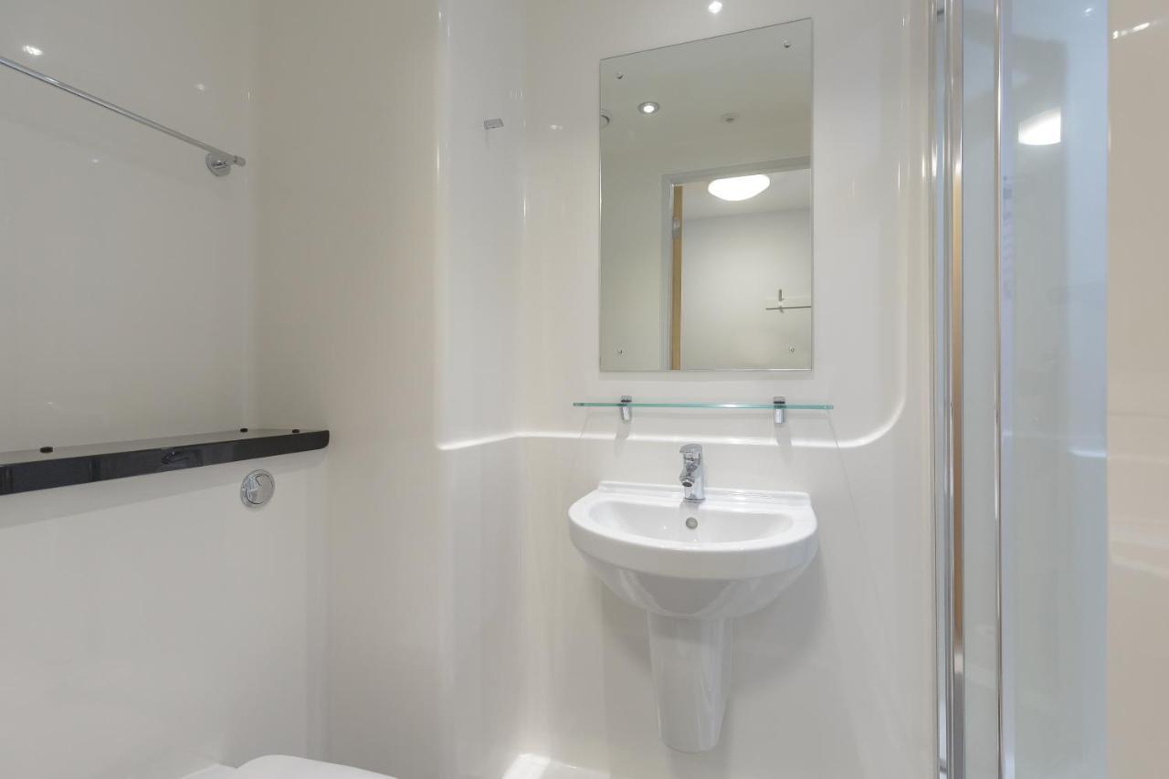 Joivy Affordable Edinburgh - Adults Only Hotel Kültér fotó