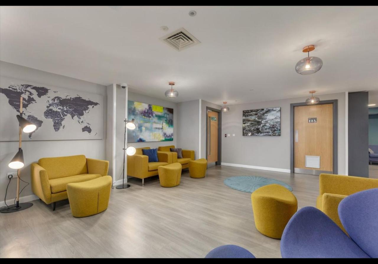 Joivy Affordable Edinburgh - Adults Only Hotel Kültér fotó